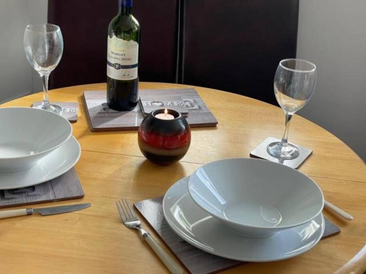 Birkdale Southport Boutique Apartment Sleeps 5 מראה חיצוני תמונה